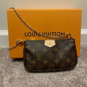 ⭐️SOLD⭐️ LV Small Pochette from multipochette